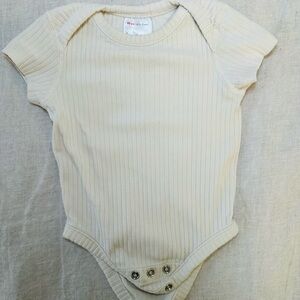 Hanna Anderrson 0-3months Cream Ribbed Kids One Piece